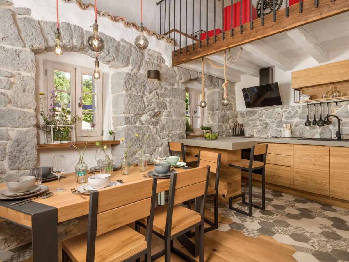 Holiday Home Villa Antonio By Interhome Jurdani Luaran gambar